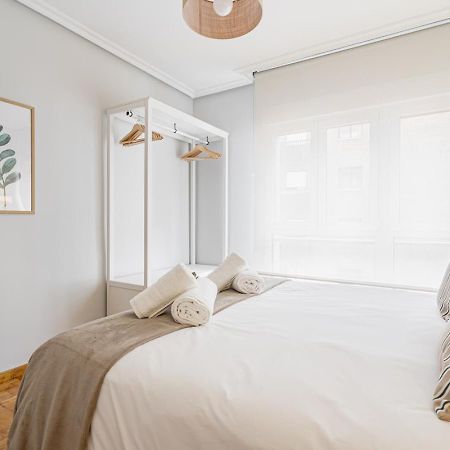 Apartamento Tres Mares Gijón Exteriör bild