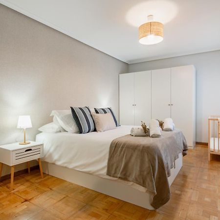 Apartamento Tres Mares Gijón Exteriör bild
