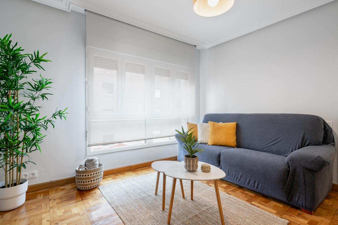 Apartamento Tres Mares Gijón Exteriör bild